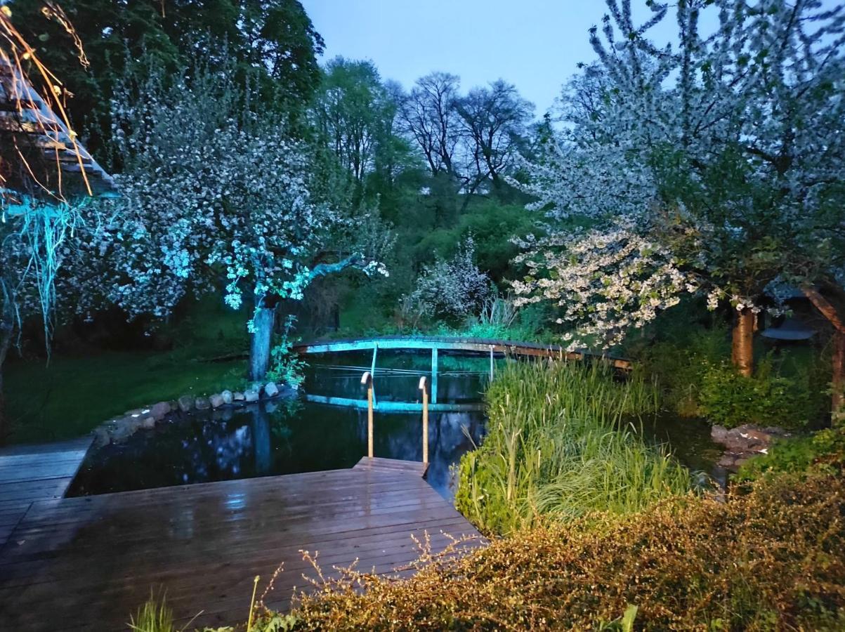 Grosse Wohnung / Haushaelfte In Peetzig Am See Angermunde Exteriér fotografie