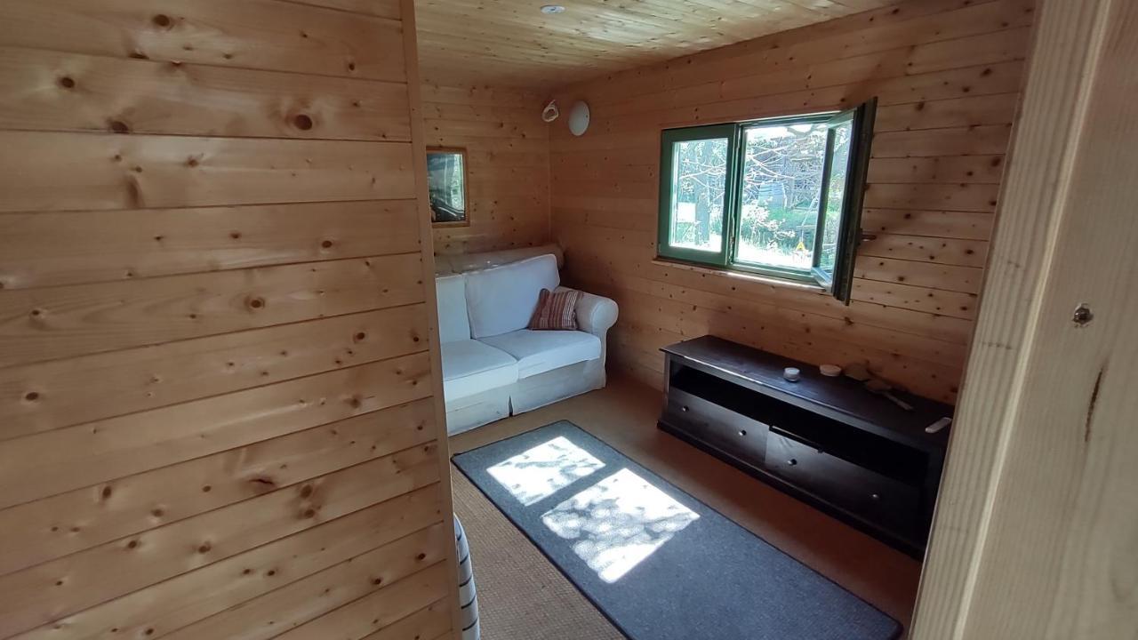 Grosse Wohnung / Haushaelfte In Peetzig Am See Angermunde Exteriér fotografie