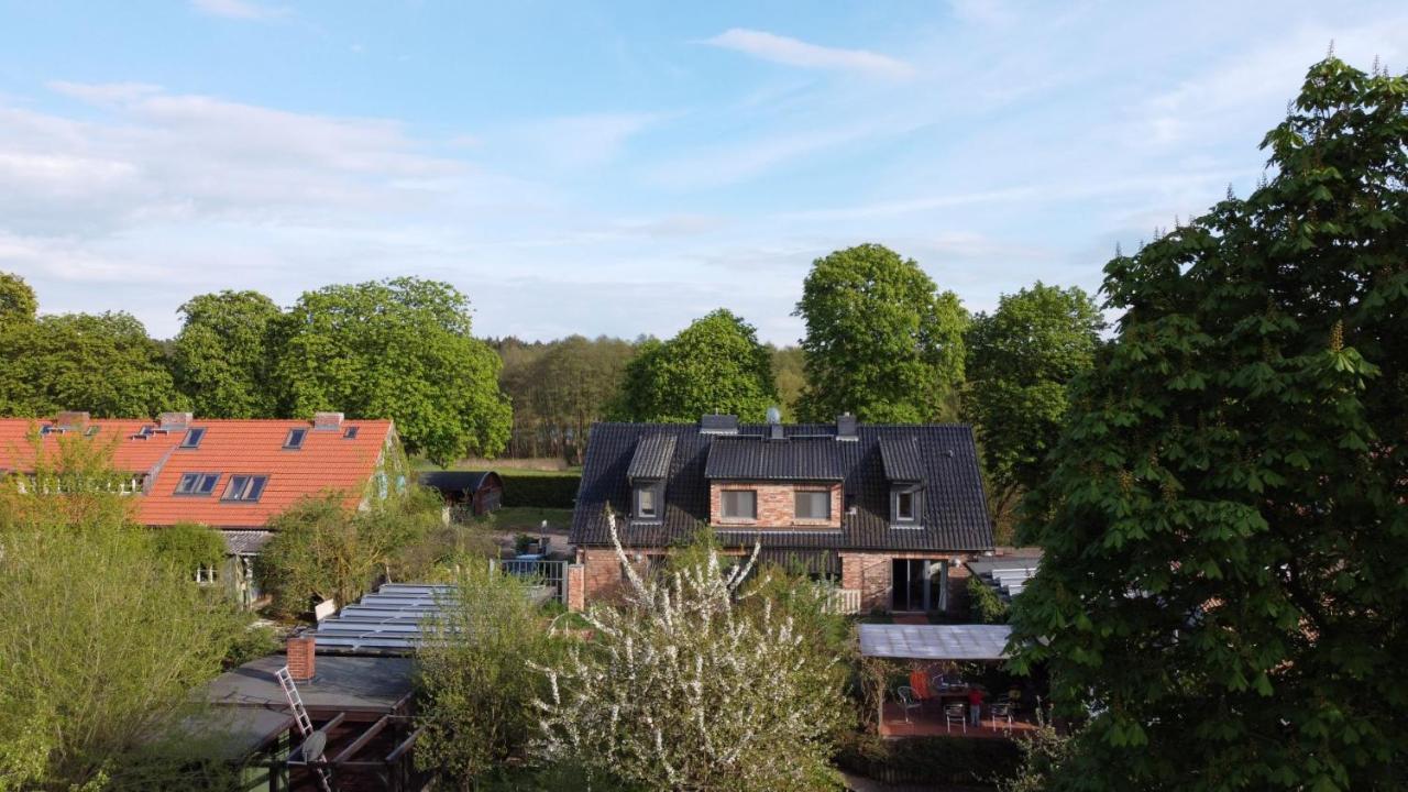 Grosse Wohnung / Haushaelfte In Peetzig Am See Angermunde Exteriér fotografie