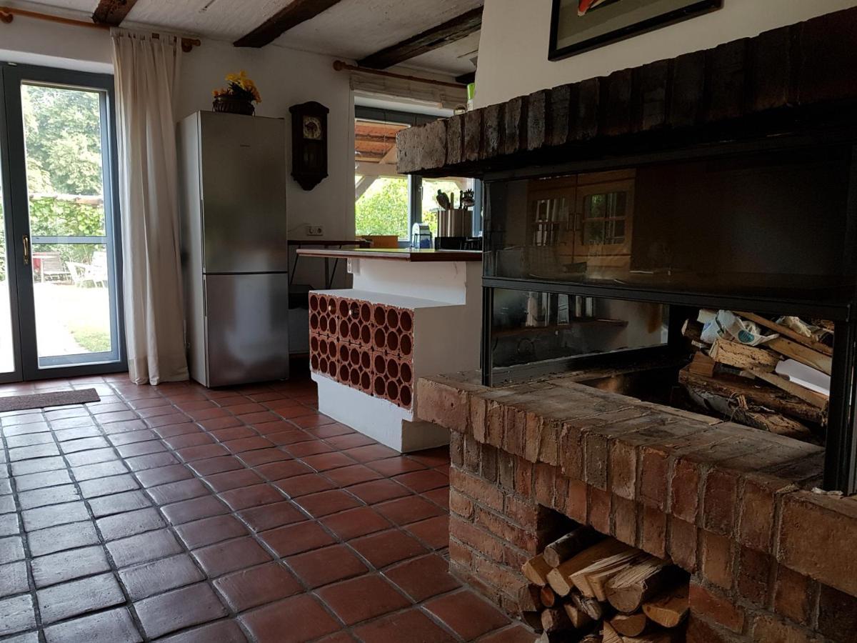 Grosse Wohnung / Haushaelfte In Peetzig Am See Angermunde Exteriér fotografie